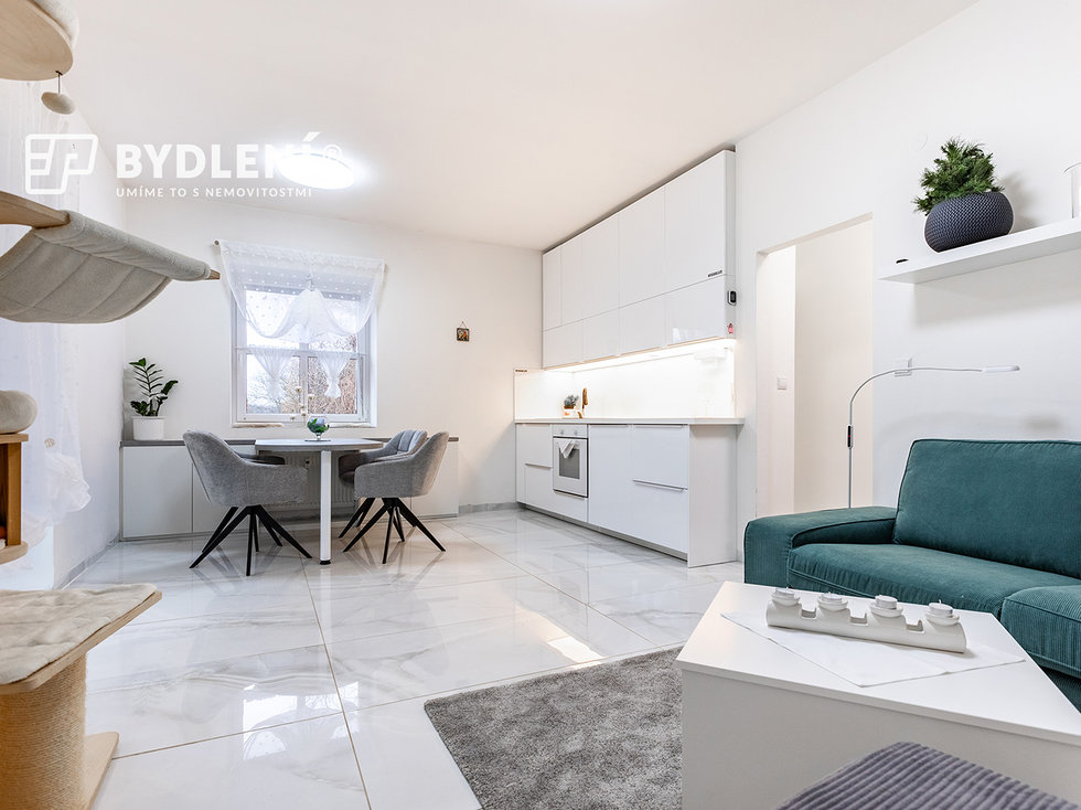 Prodej bytu 3+kk 89 m², Velemín