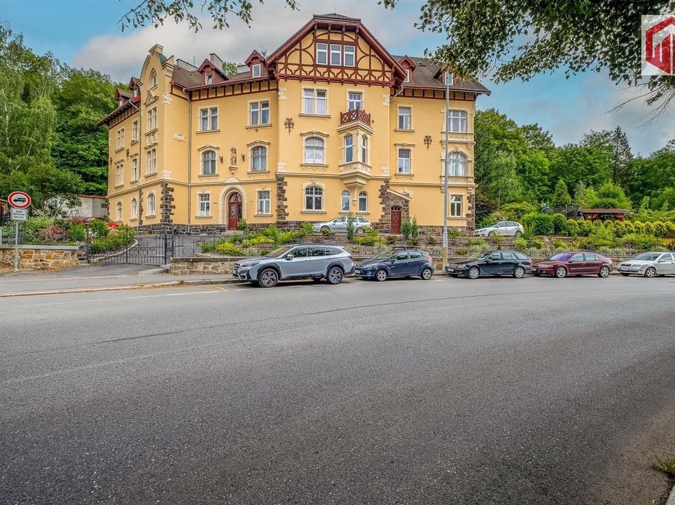 Prodej bytu 2+1 82 m², Karlovy Vary