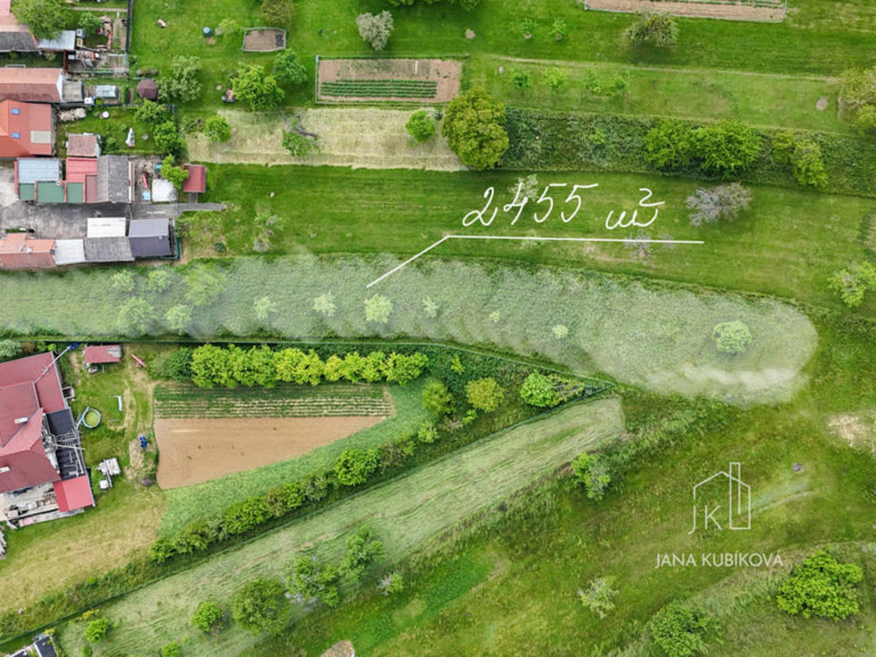Prodej stavební parcely 2455 m², Vřesovice