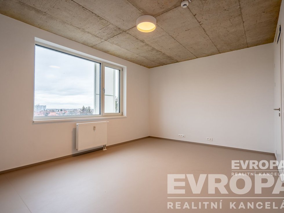 Pronájem bytu 1+kk, garsoniery 29 m², Hradec Králové