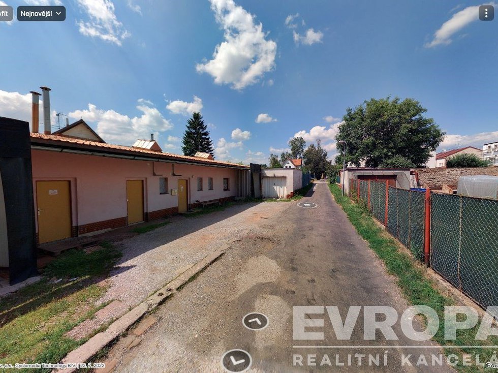 Pronájem skladu 300 m², Trutnov