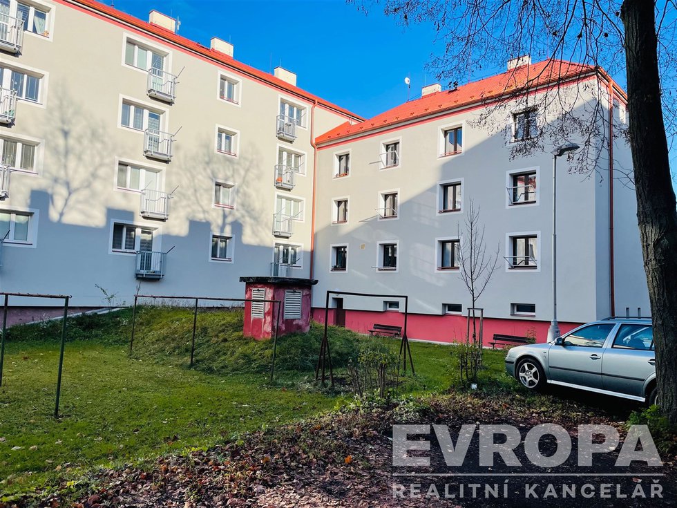 Pronájem bytu 2+1 58 m², Hradec Králové