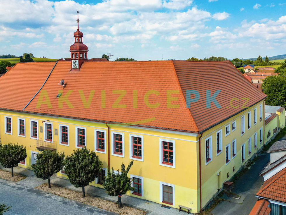 Prodej hotelu, penzionu 1672 m², Čechtice