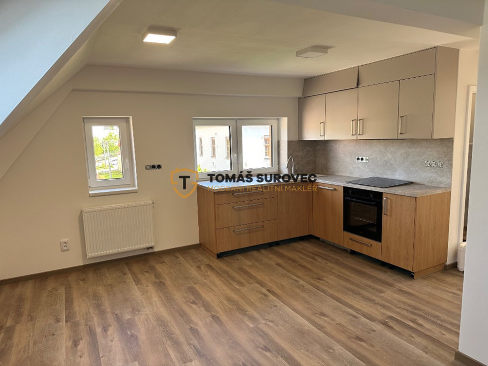 Pronájem bytu 2+kk 60 m², Újezd