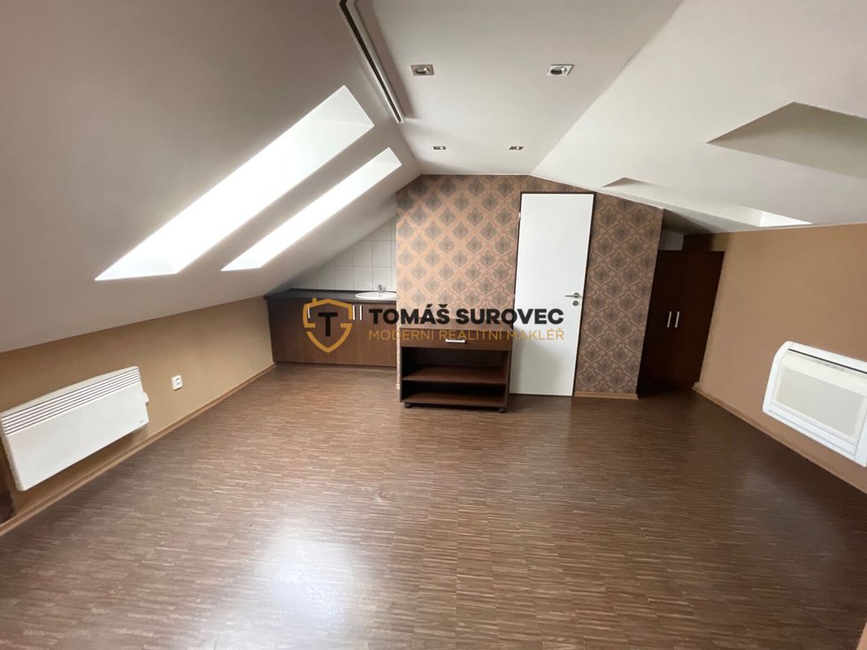 Pronájem Ostatních komerčních prostor 28 m², Valašské Klobouky