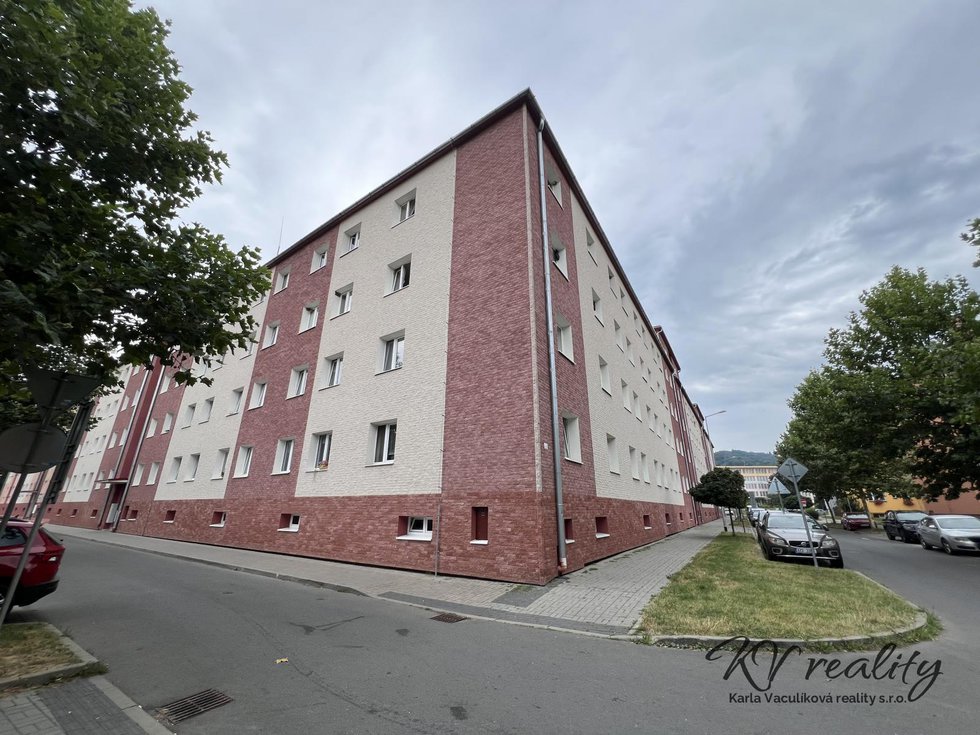 Prodej bytu 2+1 39 m², Vsetín