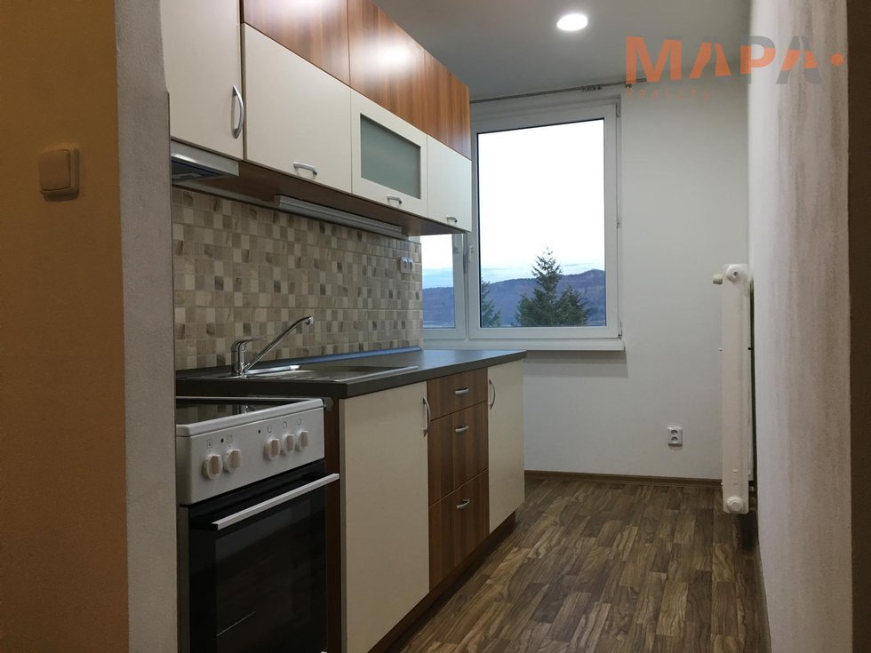 Prodej bytu 3+1 68 m², Klášterec nad Ohří