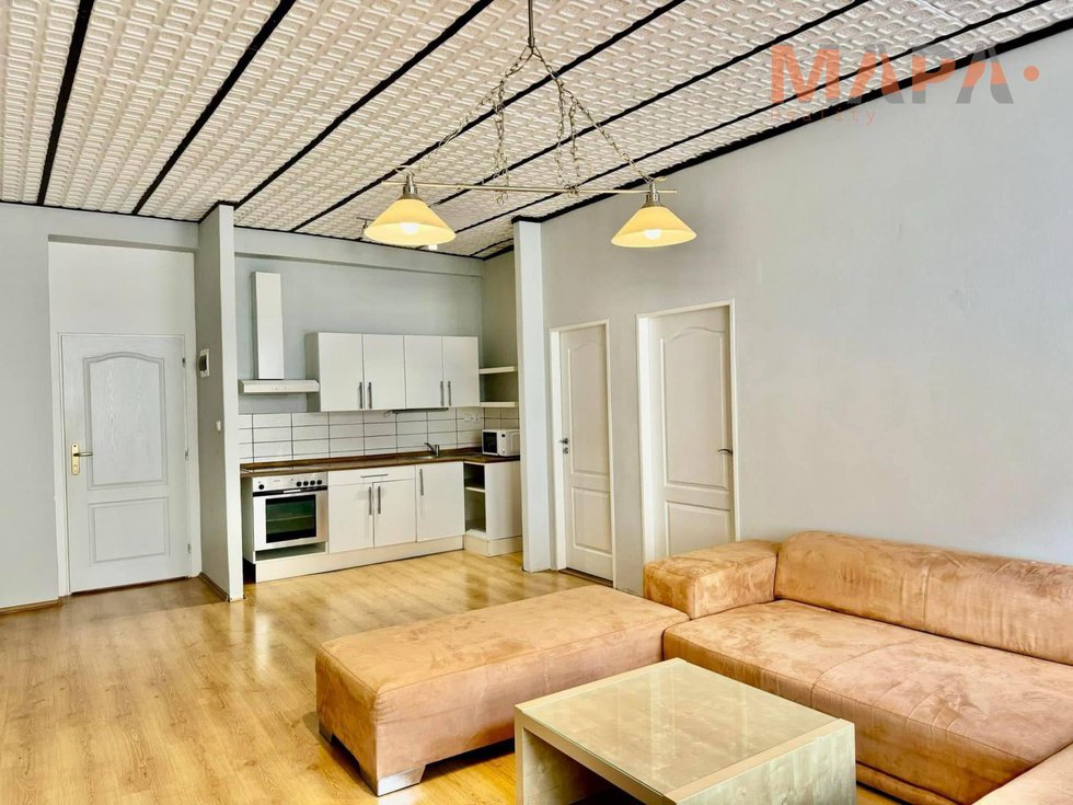 Pronájem bytu 2+kk 56 m², Chomutov