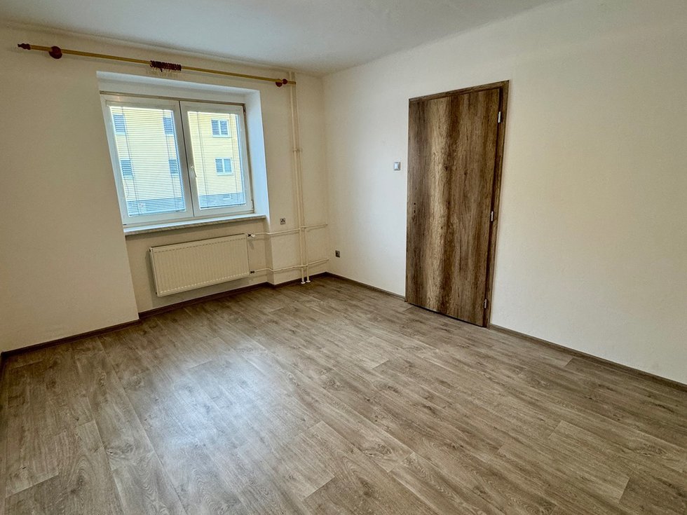 Pronájem bytu 1+1 29 m², Dolní Benešov