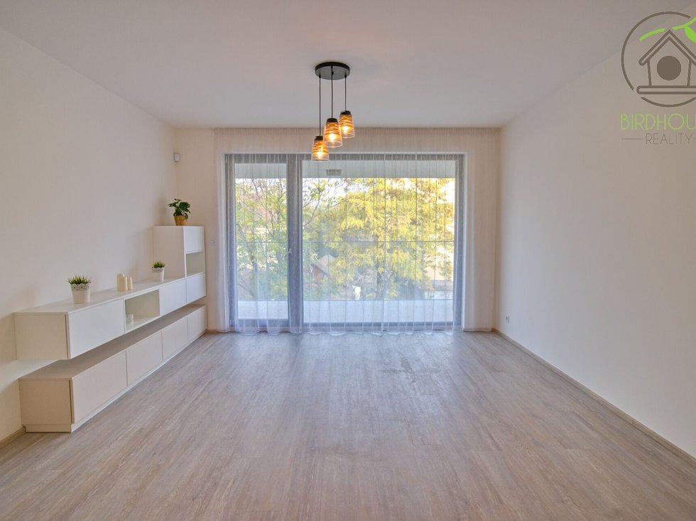 Pronájem bytu 2+kk 62 m², Praha