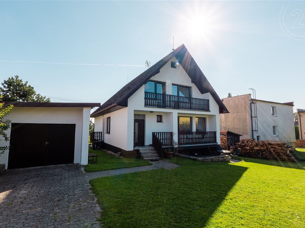 Prodej rodinného domu 231 m², Mirošov