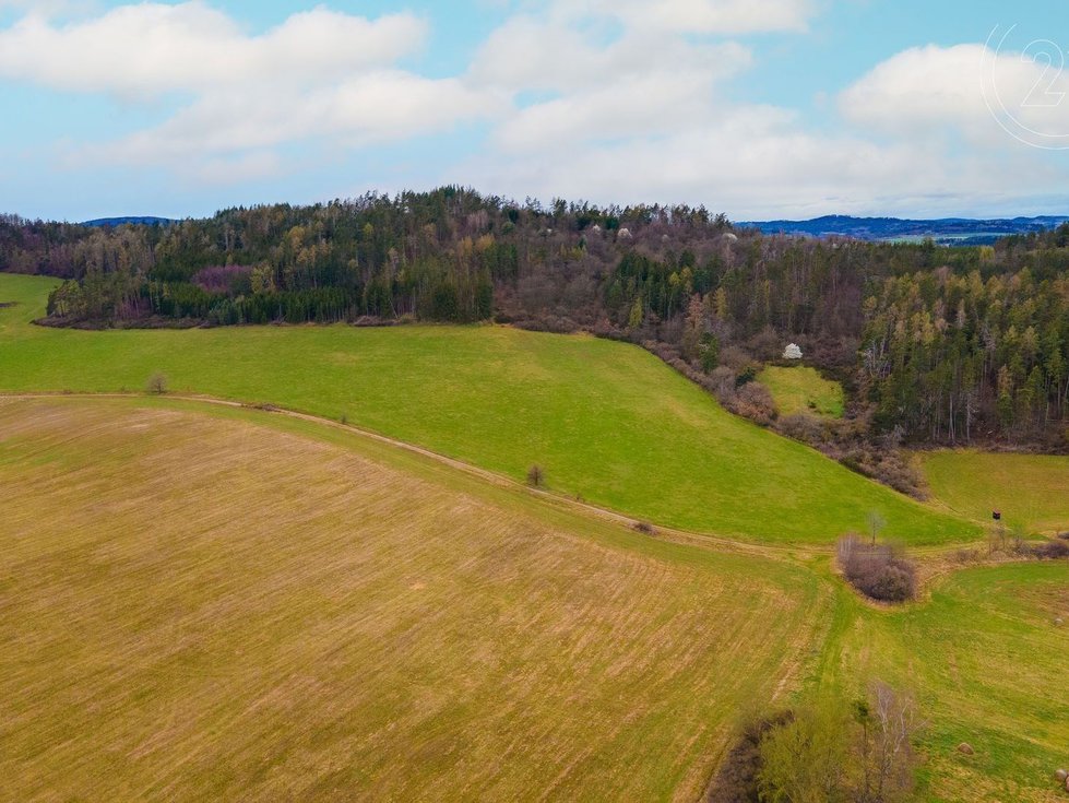 Prodej zemědělské půdy 104753 m², Budětice