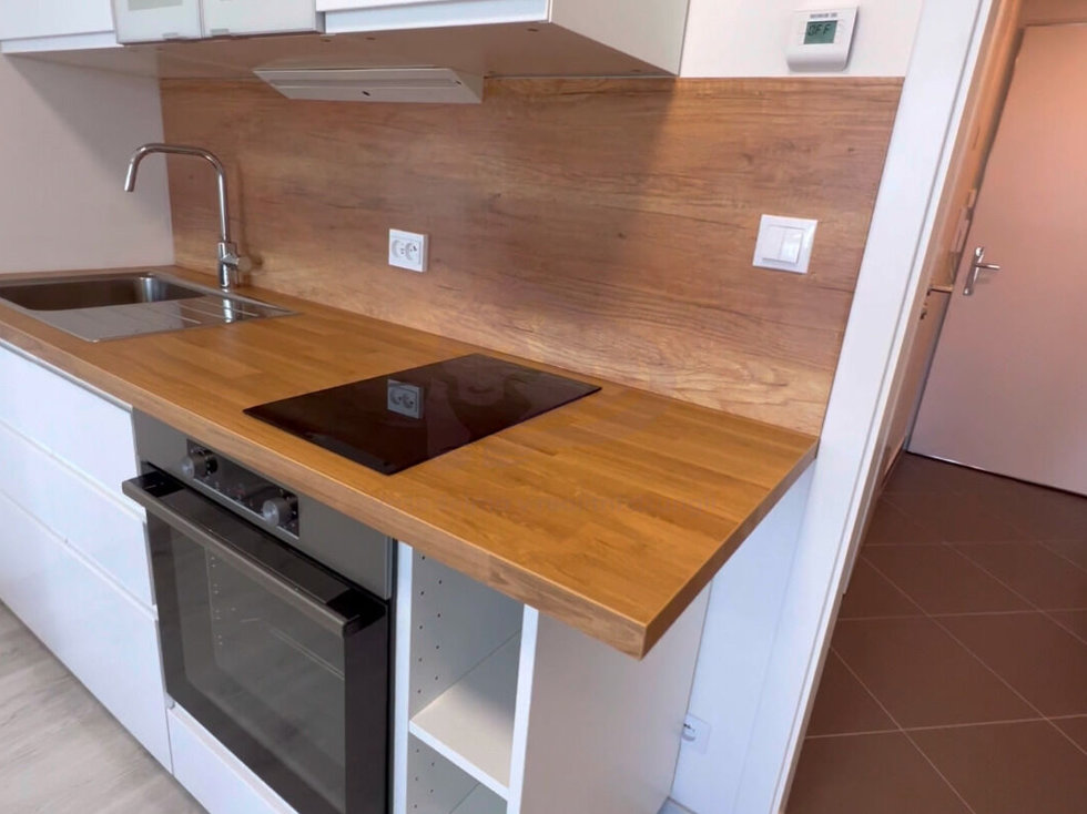 Pronájem bytu 1+kk, garsoniery 32 m², Praha