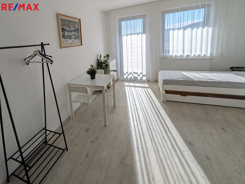 Pronájem bytu 1+kk, garsoniery 20 m², Brno