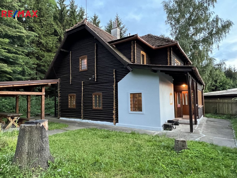 Prodej hotelu, penzionu 200 m², Bystřice pod Lopeníkem