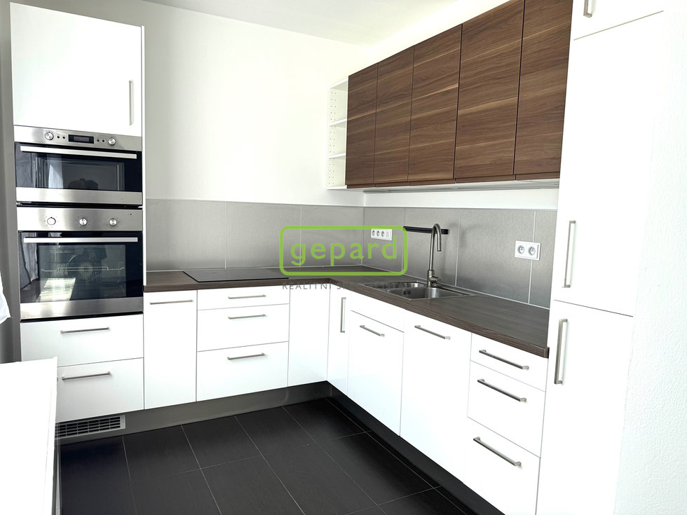 Pronájem bytu 2+kk 53 m², Mníšek pod Brdy