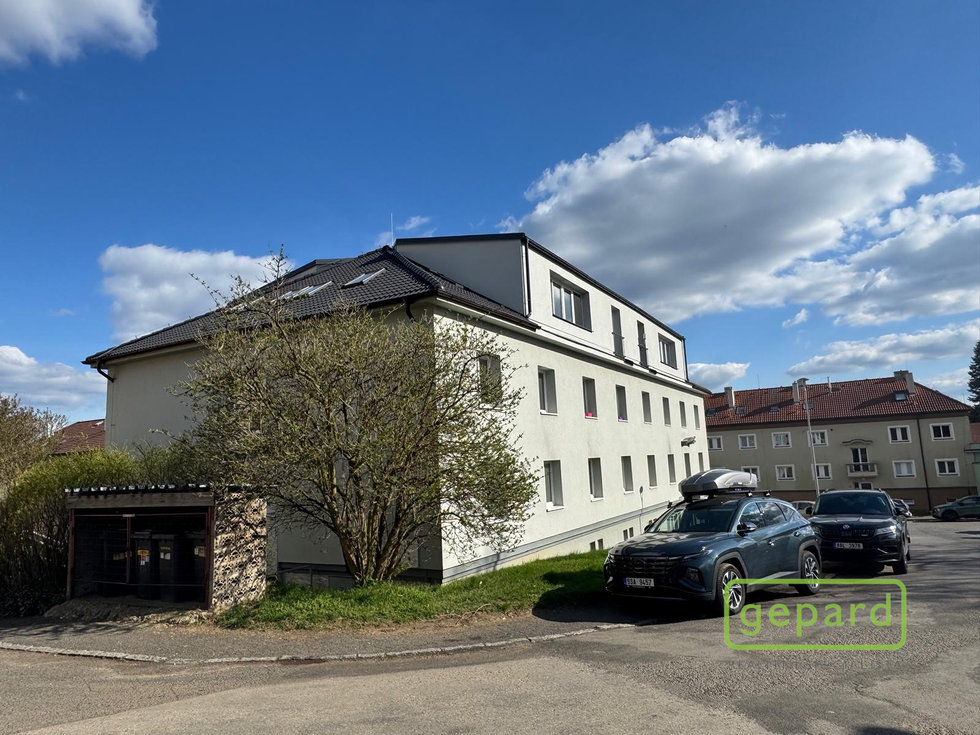 Pronájem bytu 1+1 30 m², Mníšek pod Brdy
