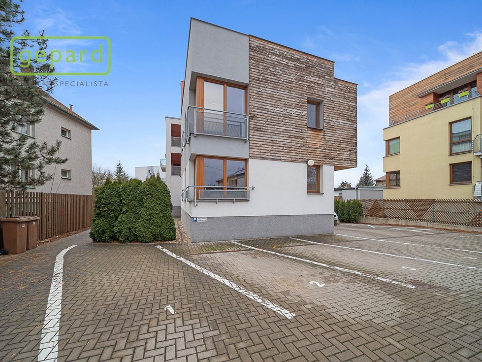 Prodej bytu 2+kk 53 m², Hradec Králové