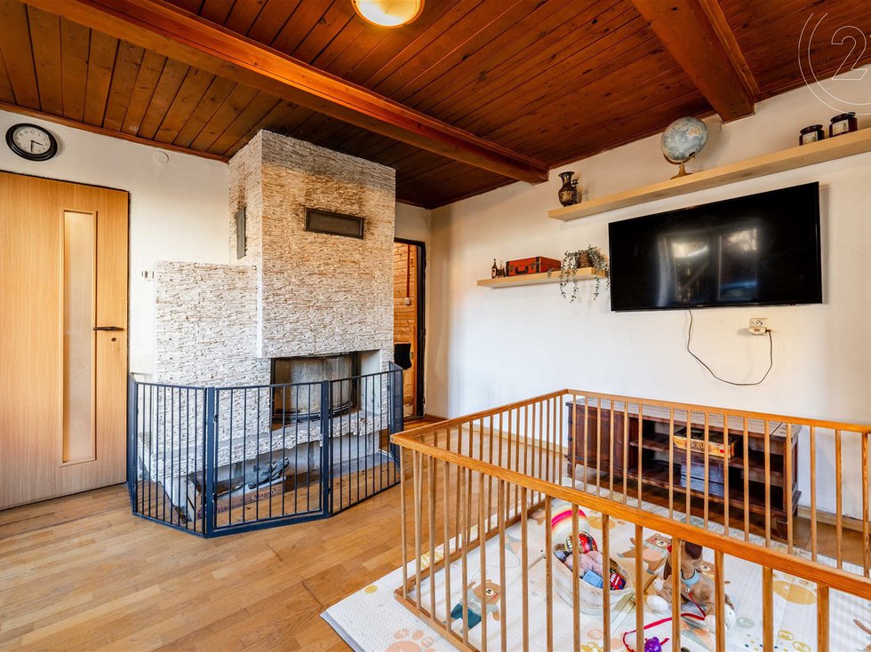 Prodej rodinného domu 156 m², Svojšice