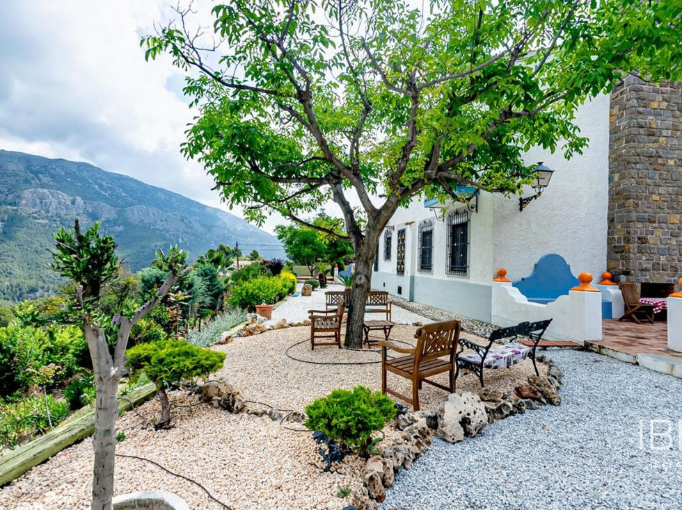 Prodej rodinného domu 235 m²