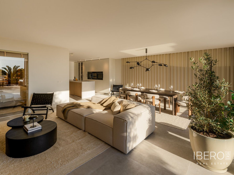 Prodej bytu 4+kk 131 m²