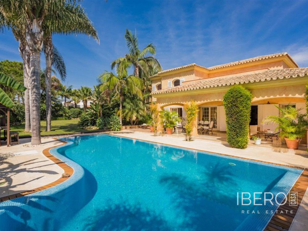 Prodej rodinného domu 600 m²