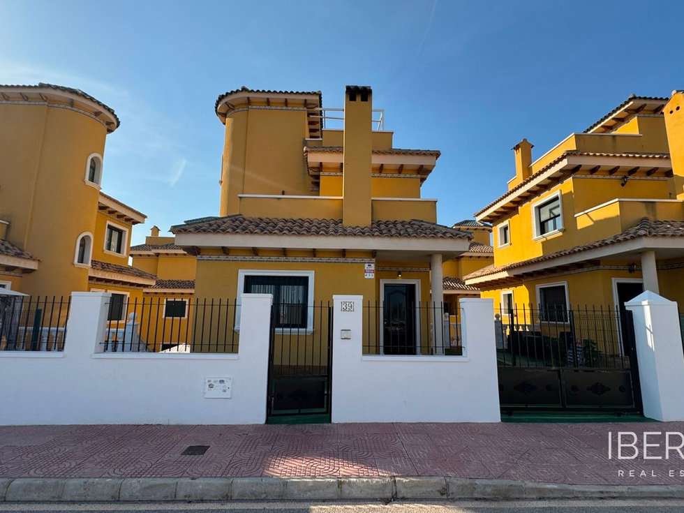 Prodej rodinného domu 207 m²
