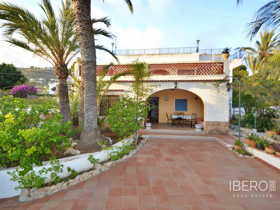 Prodej rodinného domu 214 m²