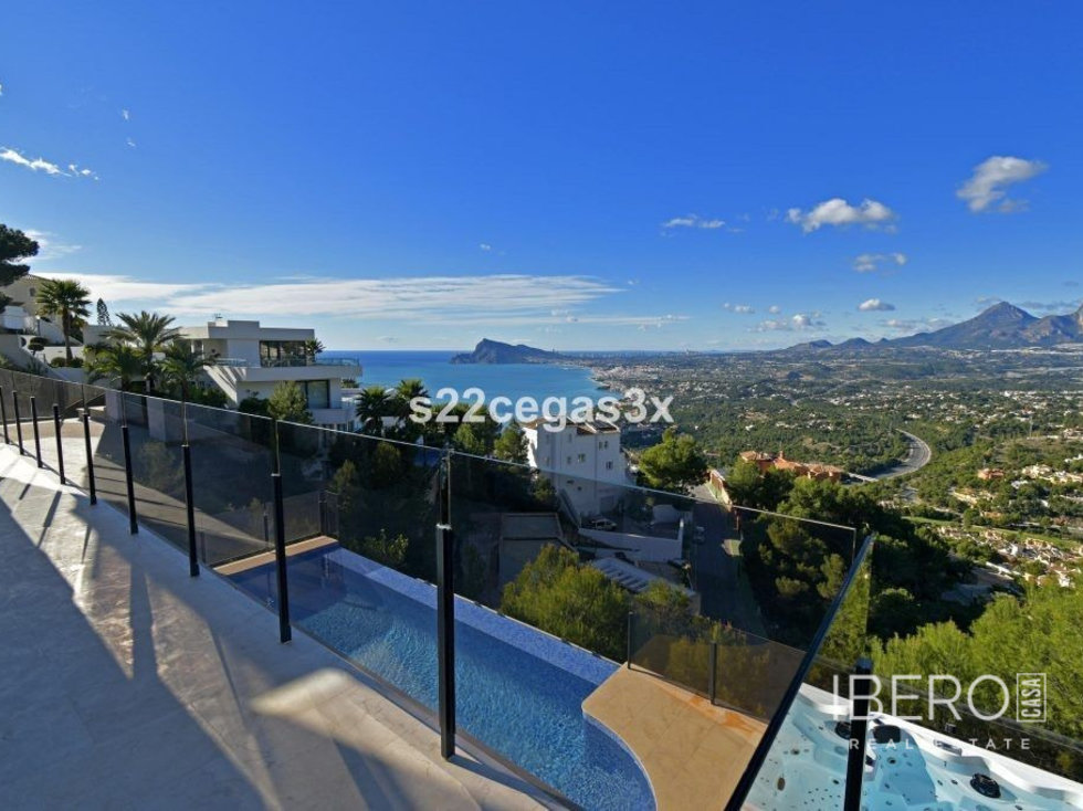 Prodej rodinného domu 641 m²