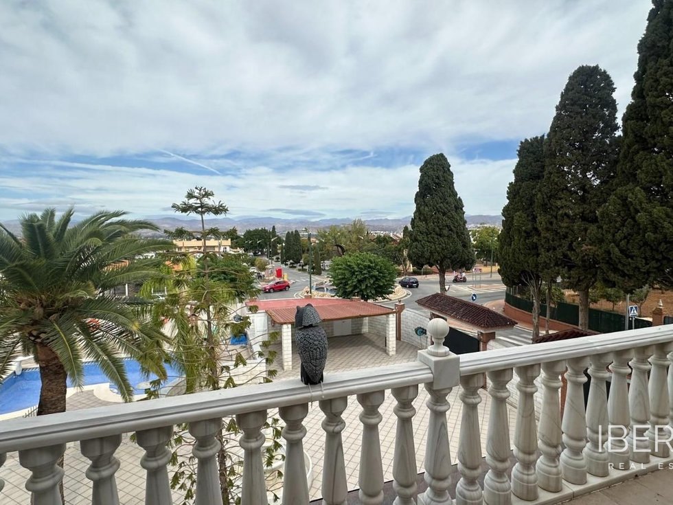 Prodej rodinného domu 700 m²