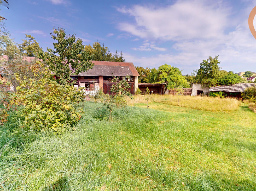 Prodej stavební parcely 1049 m², Všetaty