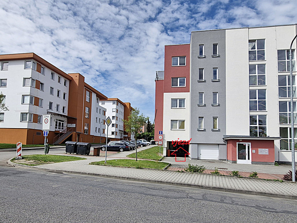 Prodej parkovacího místa 38 m², Klatovy