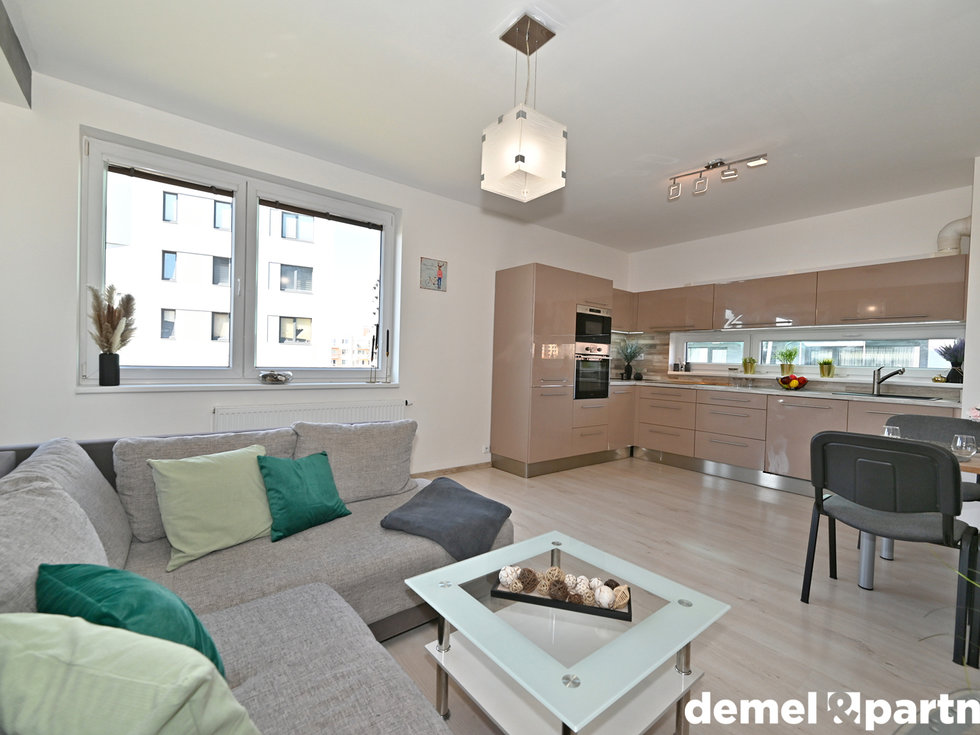 Pronájem bytu 2+kk 46 m², Praha