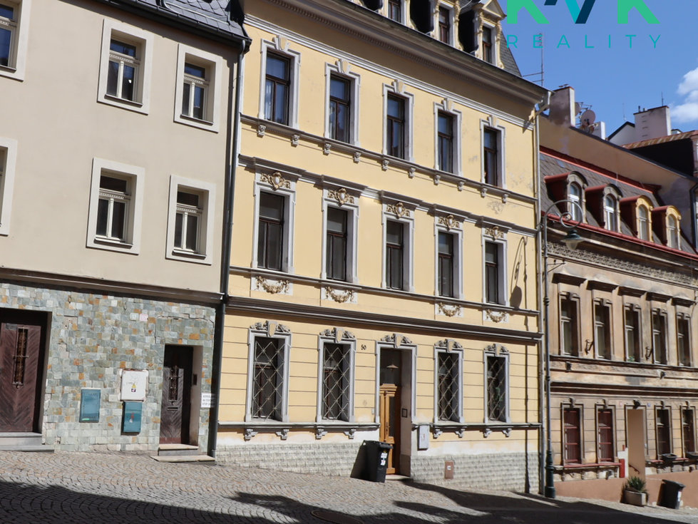 Prodej činžovního domu 395 m², Karlovy Vary