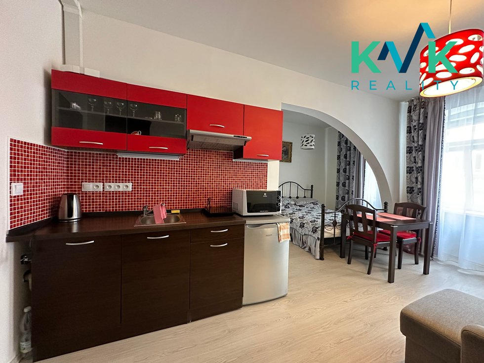 Pronájem bytu 1+kk, garsoniery 30 m², Karlovy Vary