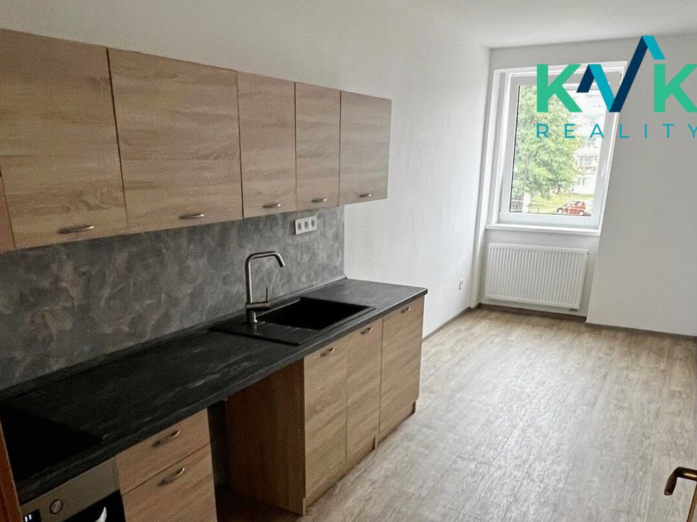 Pronájem bytu 3+1 85 m², Hroznětín