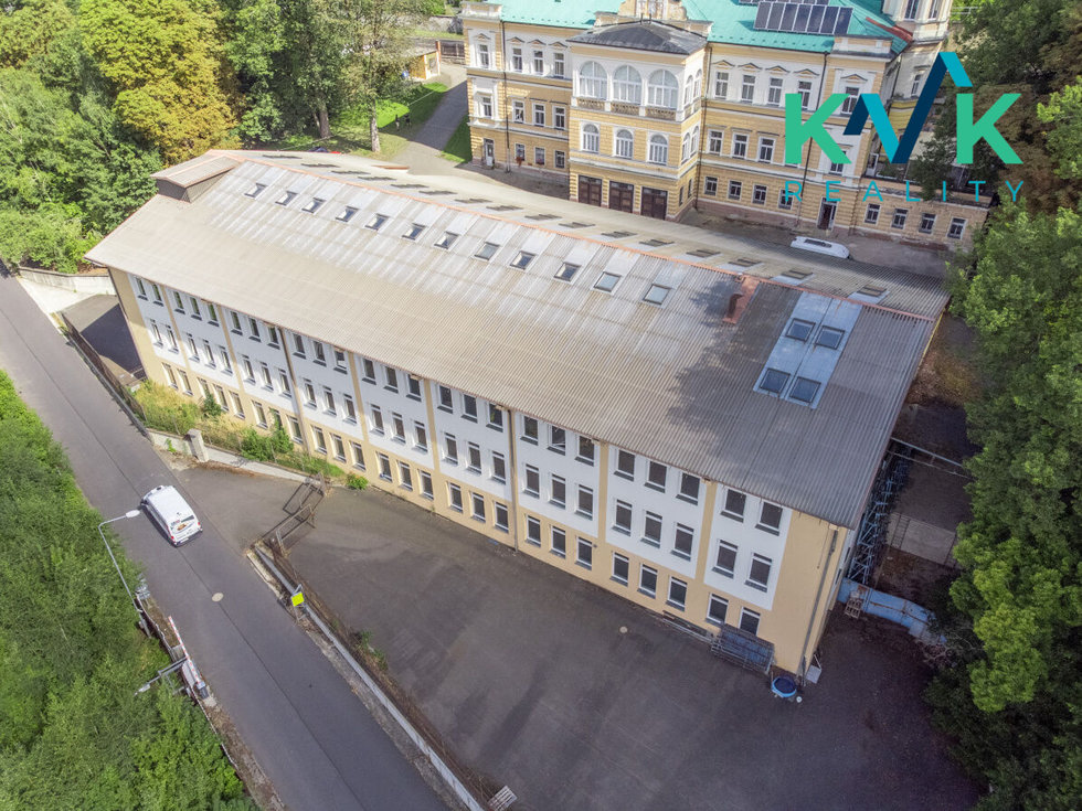 Prodej výrobního objektu 17033 m², Nejdek