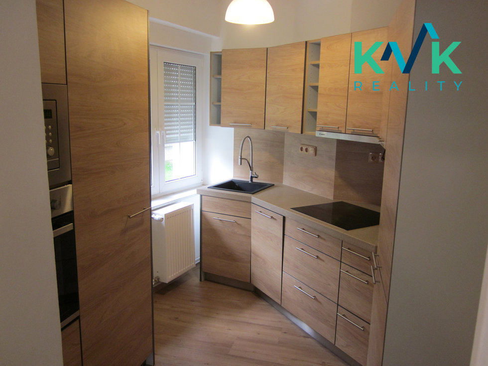 Pronájem bytu 1+1 46 m², Karlovy Vary