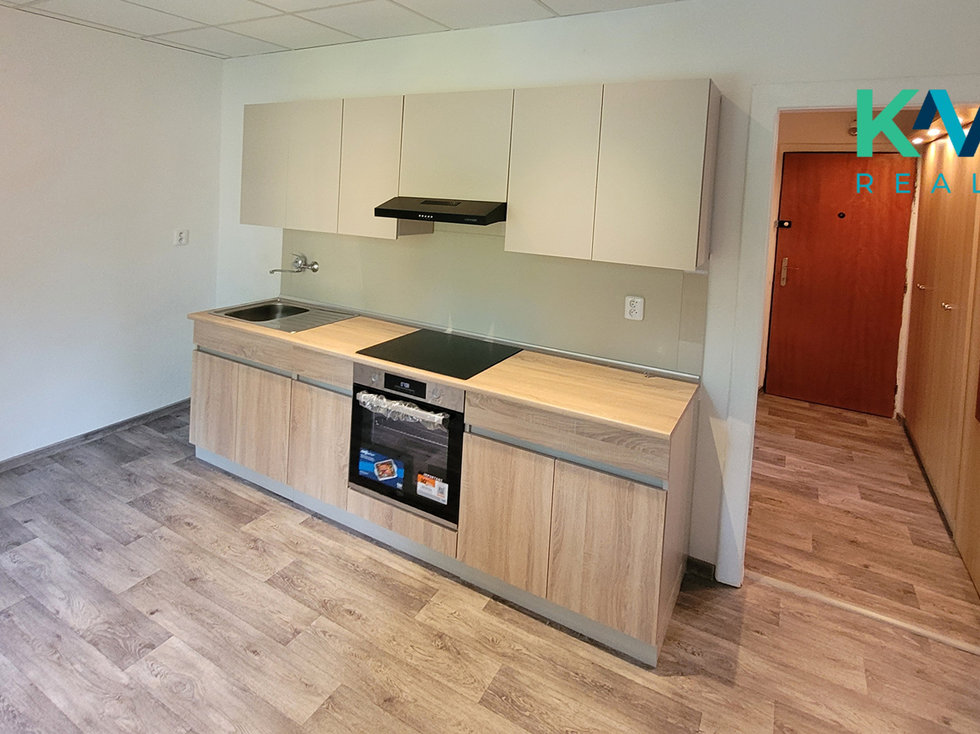 Pronájem bytu 2+1 57 m², Ostrov