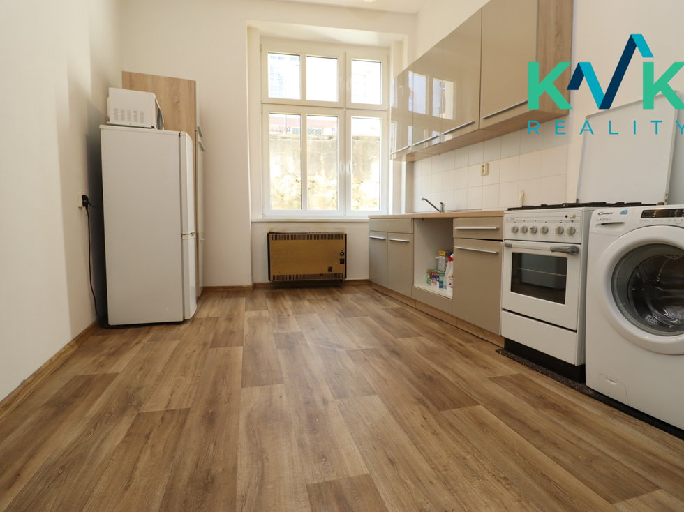 Prodej bytu 1+1 36 m², Karlovy Vary