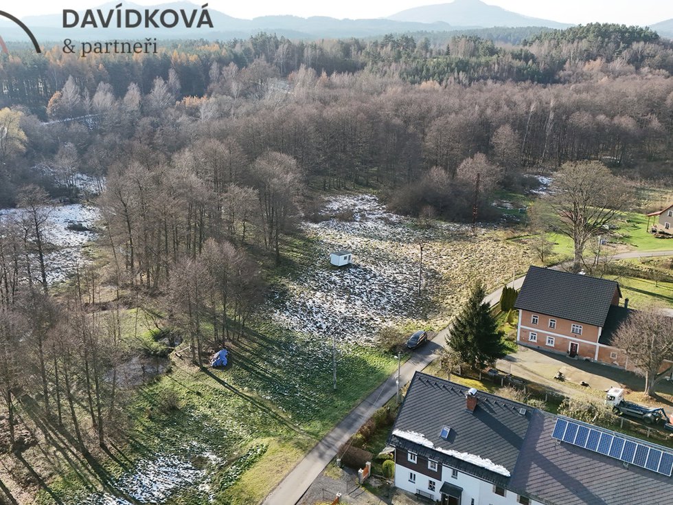 Prodej stavební parcely 5874 m², Hamr na Jezeře