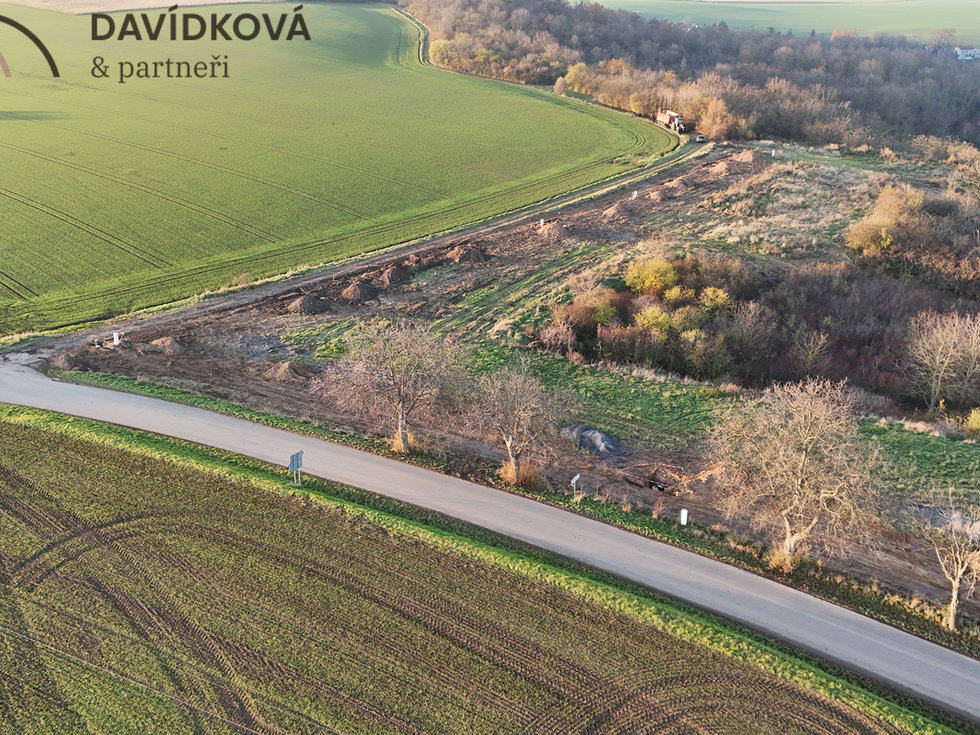 Prodej stavební parcely 993 m², Radim