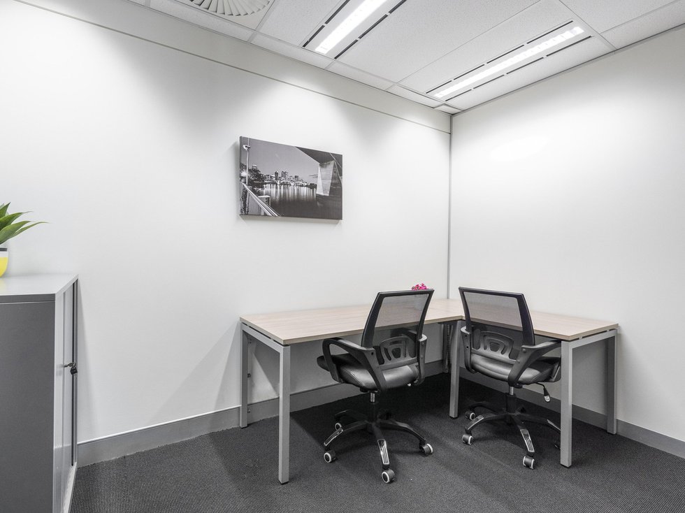 Generic Small Office_08