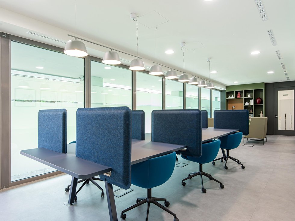 Regus EUR Woliba 5852 Rome Italy Coworking Space 2