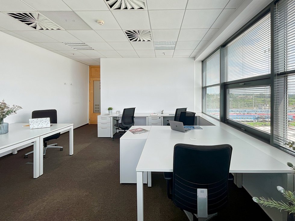 Regus_Brno City_Czech Republic_Centre 978_Co-working 1