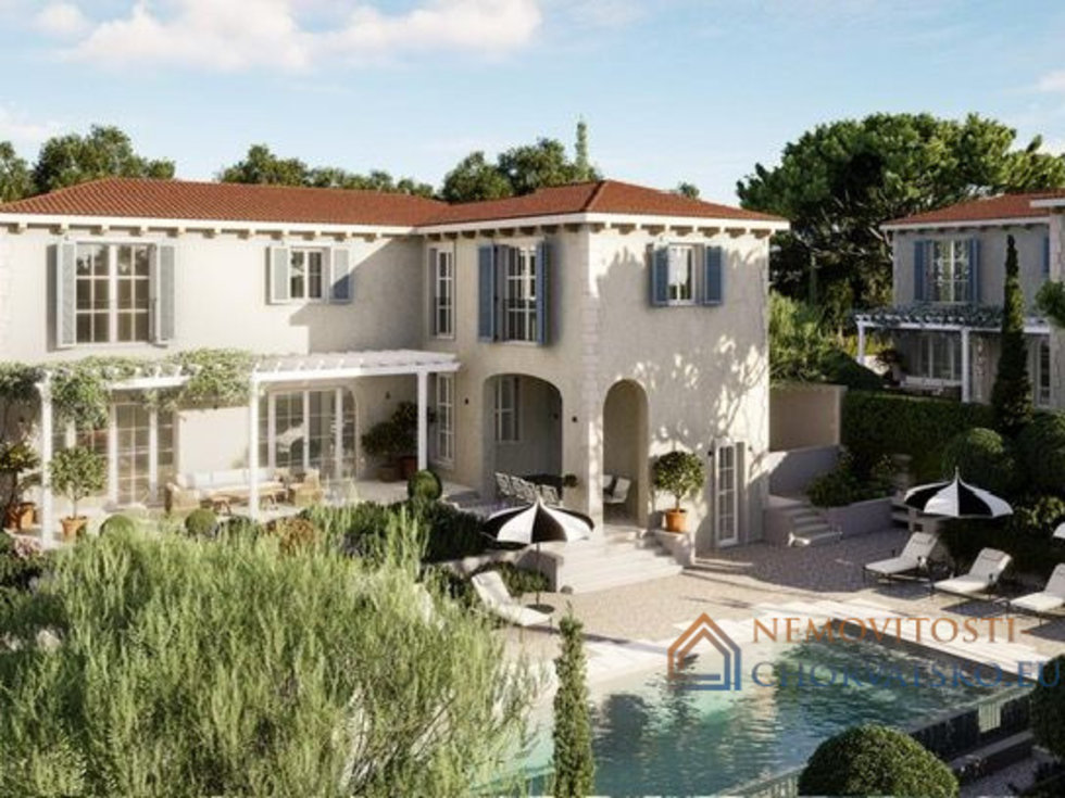 Prodej stavební parcely 815 m²