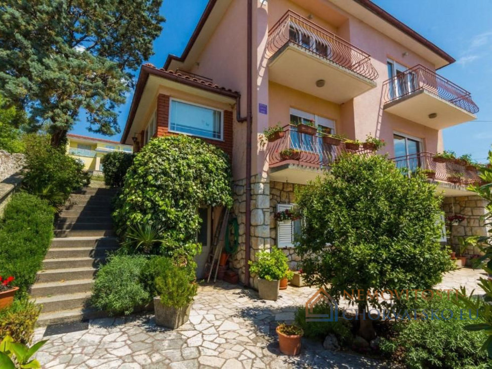 Prodej rodinného domu 250 m²