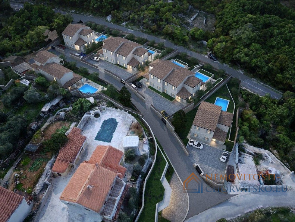Prodej rodinného domu 3946 m²