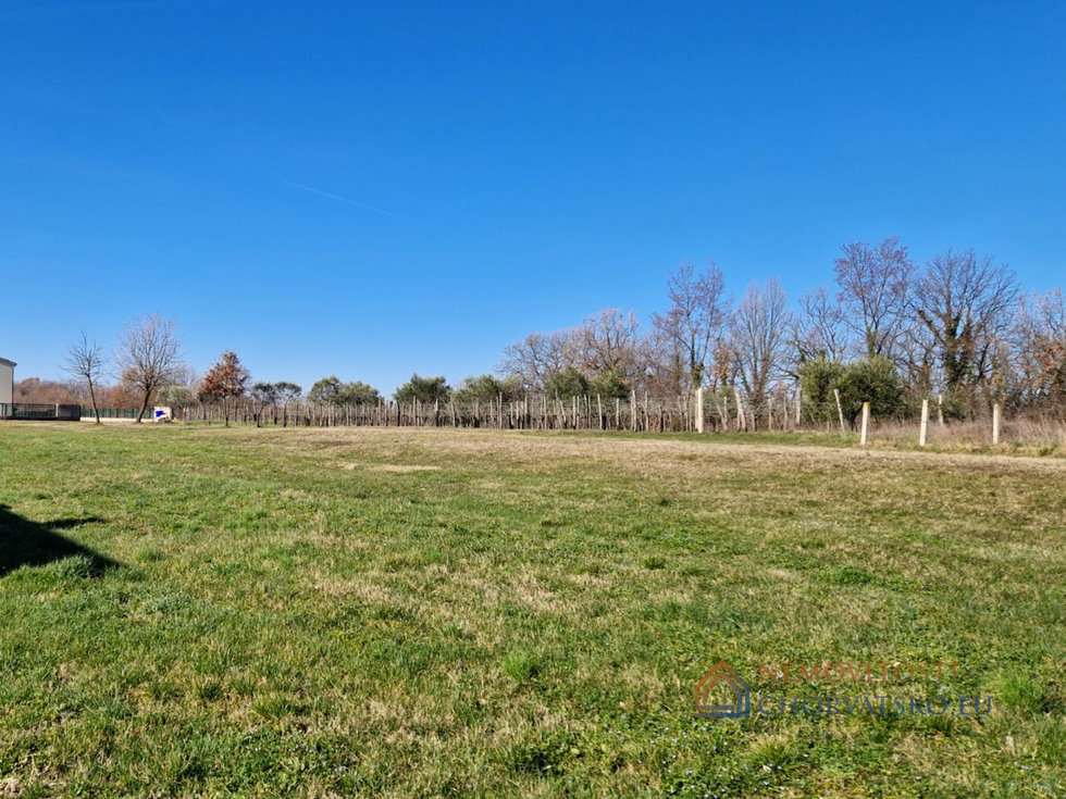 Prodej stavební parcely 1934 m²