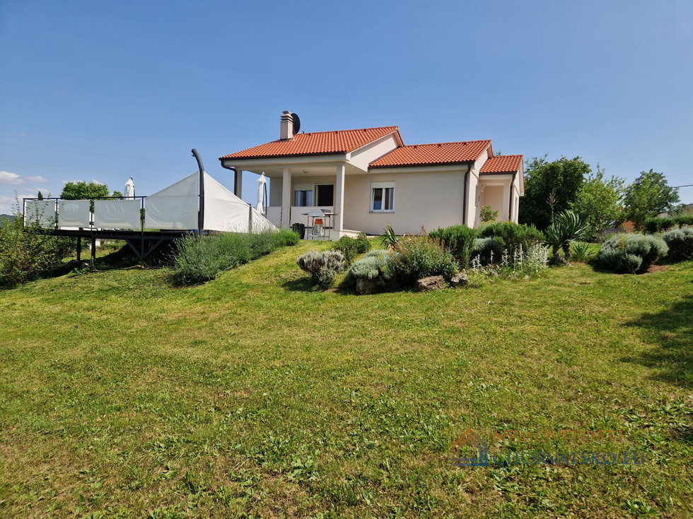 Prodej rodinného domu 99 m²